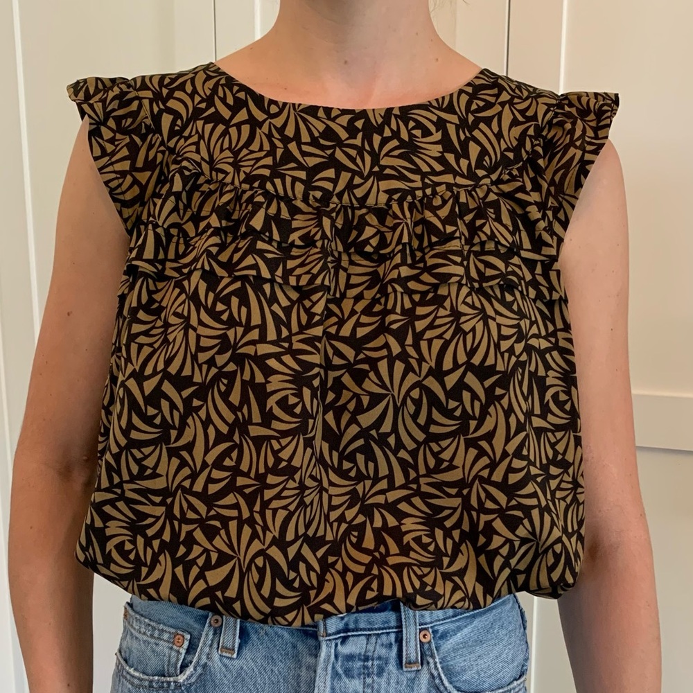 Geometric Patterned Ruffle Sleeve Blouse (S)
